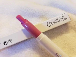 LÁPIZ LABIAL COLORPOP POP LIPPIE STIX - CHISSIP (satén) - DESCONTINUADO - ¡NUEVO EN CAJA!¡! - Imagen 1 de 1
