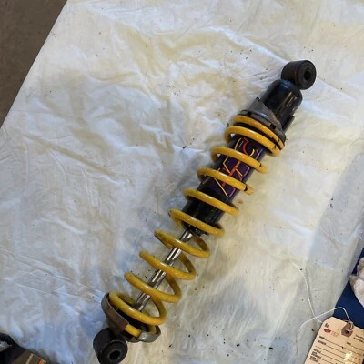 98 99 00 SKI-DOO FORMULA Z 700 670 CK3 415111000 Amortiguador delantero 762 Foto 1 de 4