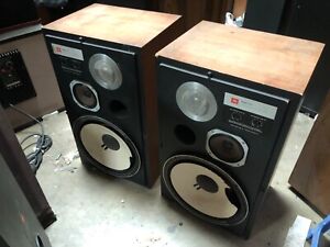 Vtg JBL L112 Speakers 