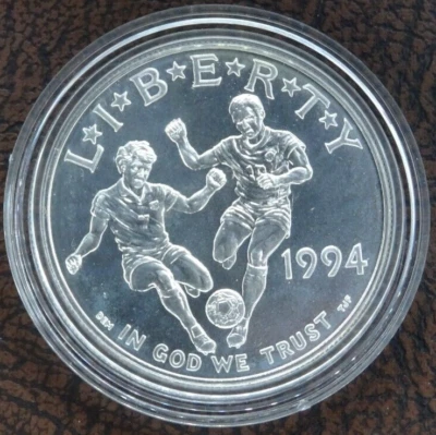 1994-D World Cup Soccer Silver Dollar Unc US Mint $1 Commemorative with Capsule - Image 1 of 2