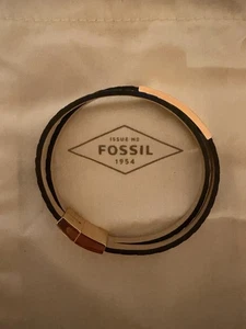 Wunderschönes Armband von Fossil wie Neu Animal Design Leder Schnellverschluss - Bild 1 von 3