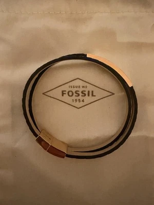 Wunderschönes Armband von Fossil wie Neu Animal Design Leder Schnellverschluss - Bild 1 von 3