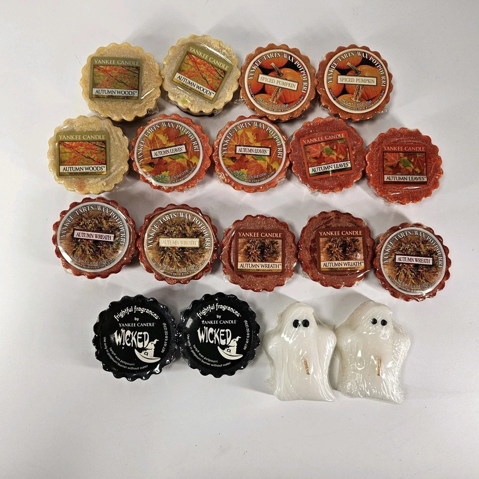 YANKEE CANDLE Lot of 18 Candles & Tarts Wax Melt HALLOWEEN & Fall Autumn Themes - Image 1 of 4