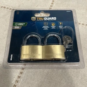 Master Lock, 1940TTG, Tru-Guard, paquete de 2, 1-9/16" 40 mm, candado de latón de cuerpo sólido - Imagen 1 de 2