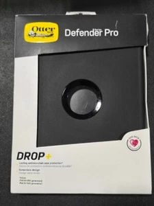 OtterBox Defender Series Pro Hülle für Apple iPad Air (4. & 5. Gen) - Schwarz - Bild 1 von 3