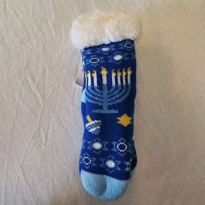 NUEVO CON ETIQUETAS Hanukkah Menorah Sherpa Forrado Agarre Antideslizante Zapatilla Calcetines Niños Niño Talla Foto 1 de 4