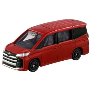 Takara Tomy Tomica No.50 Toyota Noah 1/65 Mini Diecast Model Toy Car - Picture 1 of 3