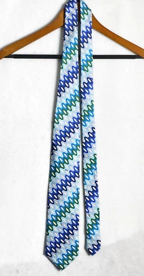 Emilio Pucci Silk Tie Mens Colorful 58" x 3.5" Green Blue - Image 1 of 4