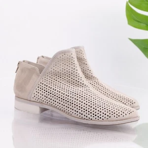 Kelsi Dagger Women's Alley Boot Size 7.5 Off White Bone Suede Perforated Bootie - Picture 1 of 15