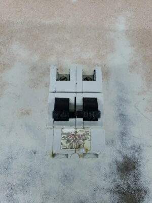 💥FEDERAL PIONEER 40 AMP STAB-LOK CIRCUIT BREAKER 2 POLE 120/240 VAC NA240 - Image 1 of 4