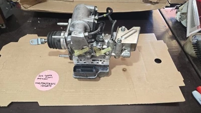 Toyota Prius 2012 OEM híbrido ABS sistema de bomba de freno refuerzo antibloqueo Foto 1 de 4