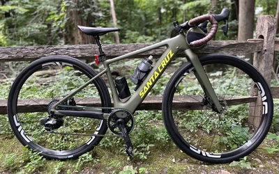 Santa Cruz SKITCH 2024 1 CC 700C Force AXS pequeño actualizado venta al por menor $12,000 Foto 1 de 4