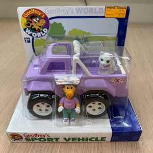 Vintage 1997 Geoffrey's World Gigi Giraffe Toys R Us - Sport Vehicle 4x4 Pink - Bild 1 von 8
