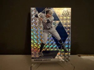 Tarjeta de béisbol MLB Mosaic 2021 Aaron Judge #135 (plateado) Mosaic Prizm - Imagen 1 de 1