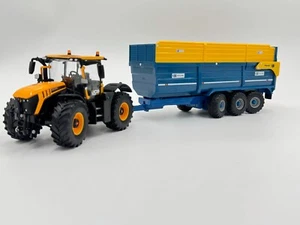 Britains JCB 4220 Fastrac Icon & Kane Tri-Axle Silage Trailer 1:32 Scale Model - Picture 1 of 5