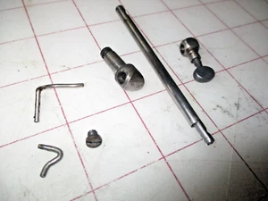1918 Singer Sewing Machine 99-13 Needle Bar, Needle Holder, Thread Guides - Picture 1 of 3