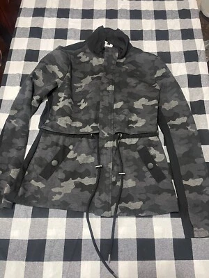 Cabi Women’s Black Camo Jacket Size Small Nice Coat - Image 1 of 4
