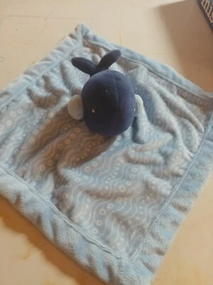 MANTA DE SEGURIDAD BALLENA AZUL FELPA Falls Creek bebé sonajero amoroso náutico Foto 1 de 4