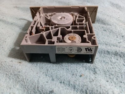 Vintage 250MB Digital Storage Tape Drive - Image 1 of 3