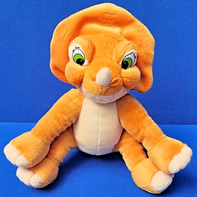 TRICERATOPS CERA STOFFTIER 30 CM IN EINEM LAND VOR UNERER ZEIT UNIVERSAL DINO - Bild 1 von 2