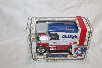 Vintage NIB 1995 Heileman's Old Style Ertl 1:25 Die-Cast Bank 1913 Model T - Image 1 of 3