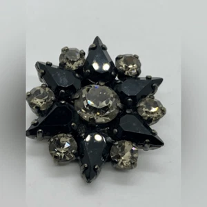 Vintage 6 point Jewelry Brooch Rhinestones Crystal Gemstones piece - Picture 1 of 12