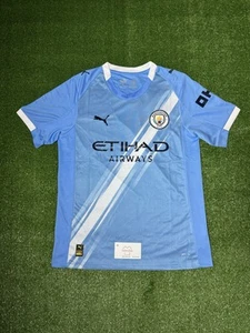 Manchester City 2025/26 Home Soccer Football Jersey Size M - Picture 1 of 1