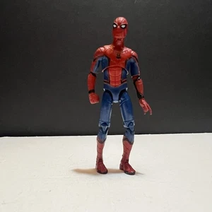 Hasbro Marvel Universe Legends Spider-Man Homecoming 3,75" Actionfigur - Bild 1 von 7