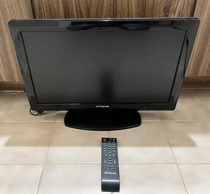Polaroid TLAC 02255 22” HD LED TV With Remote & Accessories. Nice Condition. - Picture 1 of 7