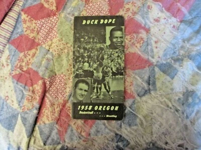 1957-58 OREGON BASKETBALL MEDIA GUIDE Yearbook CHARLIE FRANKLIN 1958 WRESTLING - Image 1 of 4