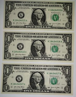 Lot Of Three Uncirculated 2021 One Dollar Bills , Consecutive Serial Numbers - Image 1 of 2