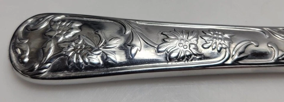 Reed & Barton Queen's Garden Stainless Knife 9 5/8" Steak Knife 9 1/2" Choice - Image 1 of 1