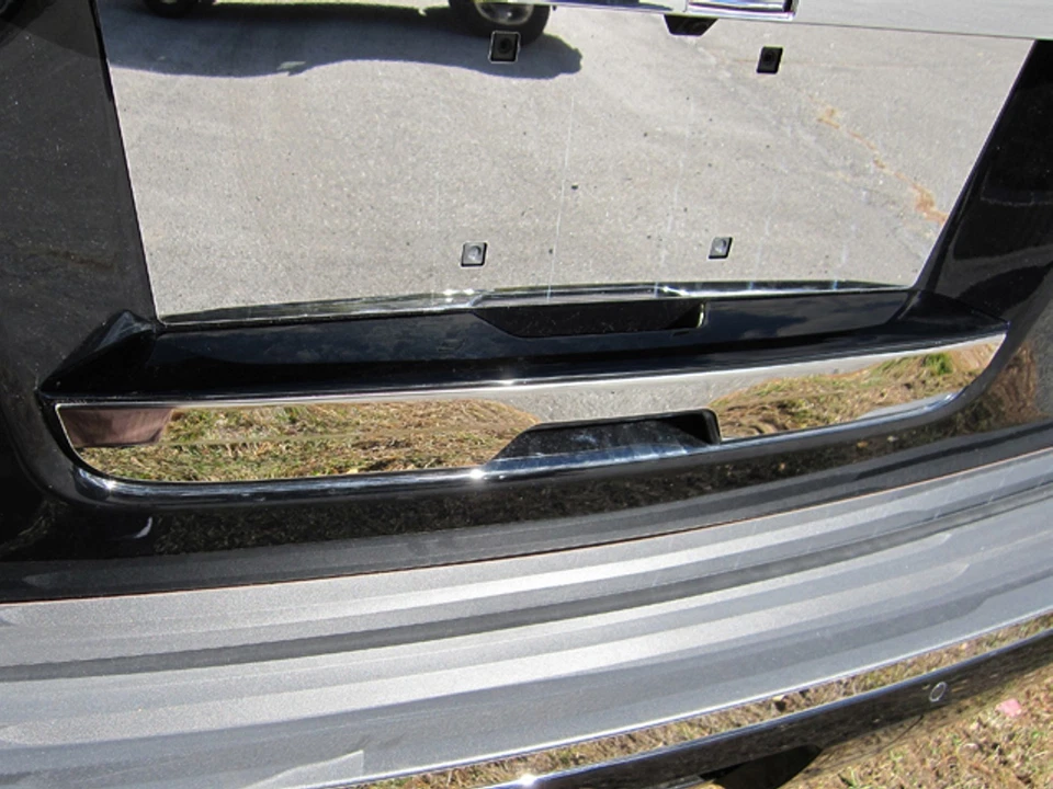 2015-2018 GMC YUKON 1 Piece Stainless Steel Tailgate Handle Accent Trim. 4-door - Image 1 of 1