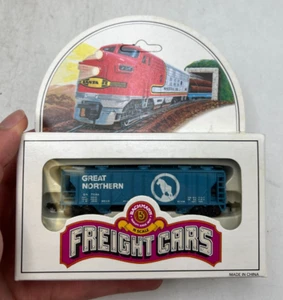 Bachmann N Scale Train 73661 47' Covered 70 Ton Hopper Great Northern GN 71084 - Picture 1 of 7
