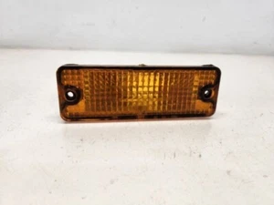 1988 Pontiac Fiero Front Left Driver Bumper Marker Light Amber - Bild 1 von 7