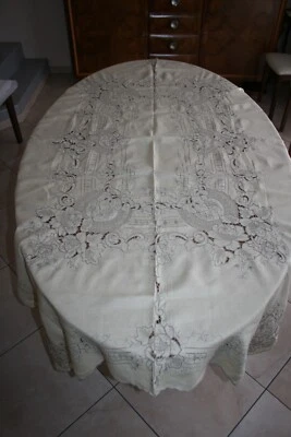 Nappe ancienne brodée main - 215 x 150 cm - Photo 1/4