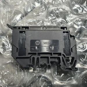 LOT OF 12 ALLEN BRADLEY 1492-H5 FUSIBLE TERMINAL BLOCK LED INDICATOR 10-57VAC/DC - Picture 1 of 2