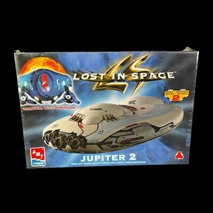 AMT ERTL Lost in Space Jupiter 2 Model Kit. Danger Will Robinson! - Picture 1 of 16
