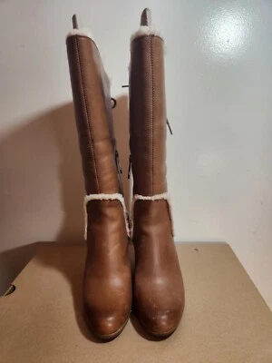 BOTAS UGG W EMILIE Foto 1 de 4