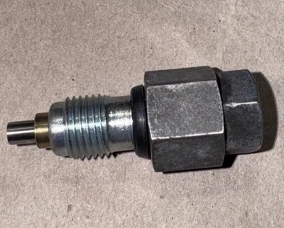 Mercedes W123 OM617 300D 300TD Fuel Injection Pump Rack Adjustment Bolt (Last 1) Foto 1 de 4