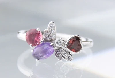 Chaumet Attrape Moi Bee 心形钻石多宝石 18k 白金戒指带盒 — 第 1/4 张图片