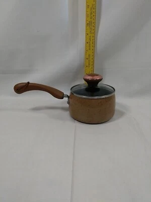 Sartén para salsa Paula Dean Signature Brand de 1 cuarto con tapa marrón moteado Foto 1 de 4