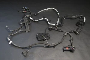 5A84E89 Engine Supply Module OEM BMW S68 5er G90 G99 M5 Only 500km - Picture 1 of 11