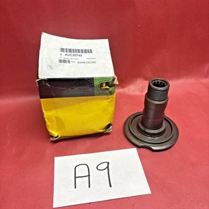 New Genuine John Deere AUC20745 Mower Deck Blade Adapter (SHIPS FREE!) - Picture 1 of 5