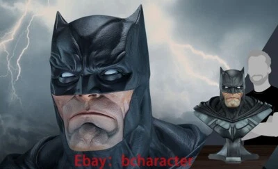 Modelo busto tamaño real de 26 pulgadas de Batman DC Comics 400205 1/1 de colección de Sideshow Foto 1 de 4