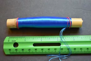 Splendida bobina di seta marocchina sfusa ROYAL BLUE (50+ iarde) per legatura a mosca - Foto 1 di 2