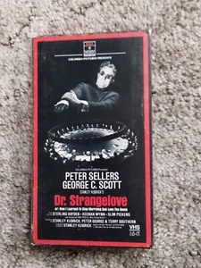 Dr. Strangelove or: How I Learned to Stop Worrying and Love the Bomb (VHS, 1988) - Picture 1 of 2