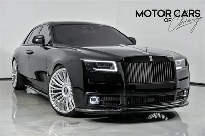 Rolls-Royce Ghost 2021 - construcción urbana 75 k USD Foto 1 de 4