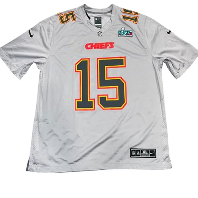 Camiseta deportiva Patrick Mahomes Kansas City Chiefs Nike Super Bowl LVII Atmosphere talla XL Foto 1 de 4