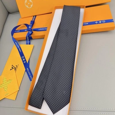 Corbata de seda a cuadros negra Louis Vuitton informal de negocios 3*58 pulgadas para hombre Foto 1 de 4